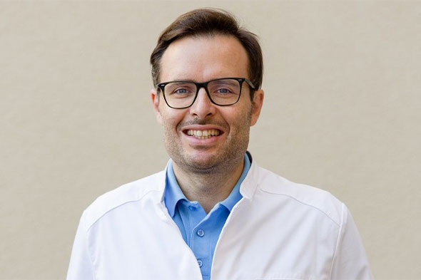 Dr. Med. Univ. Hannes Stoll | Medicina interna | Nefrologia